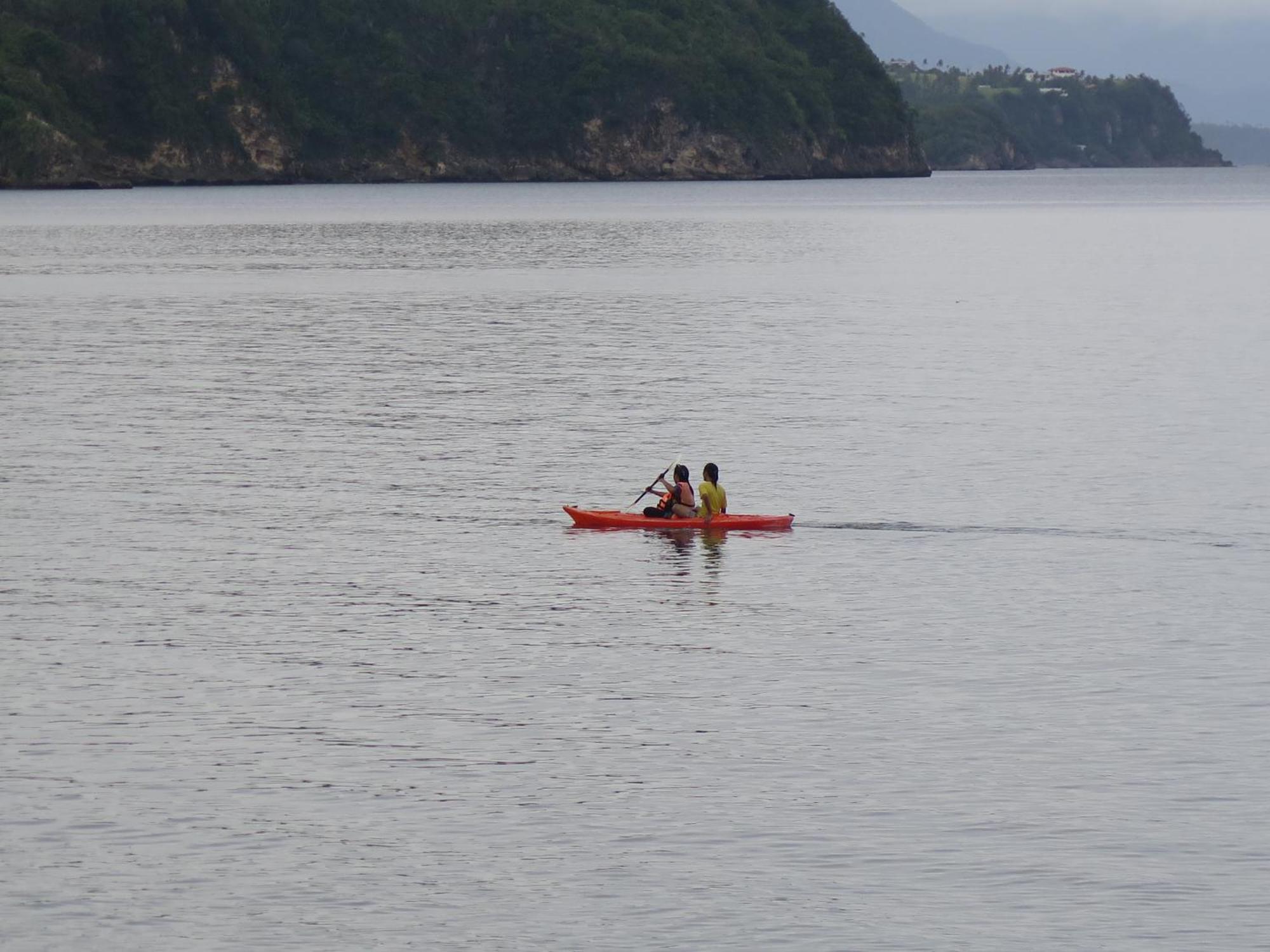 Badladz Staycation Condos Puerto Galera Exterior photo